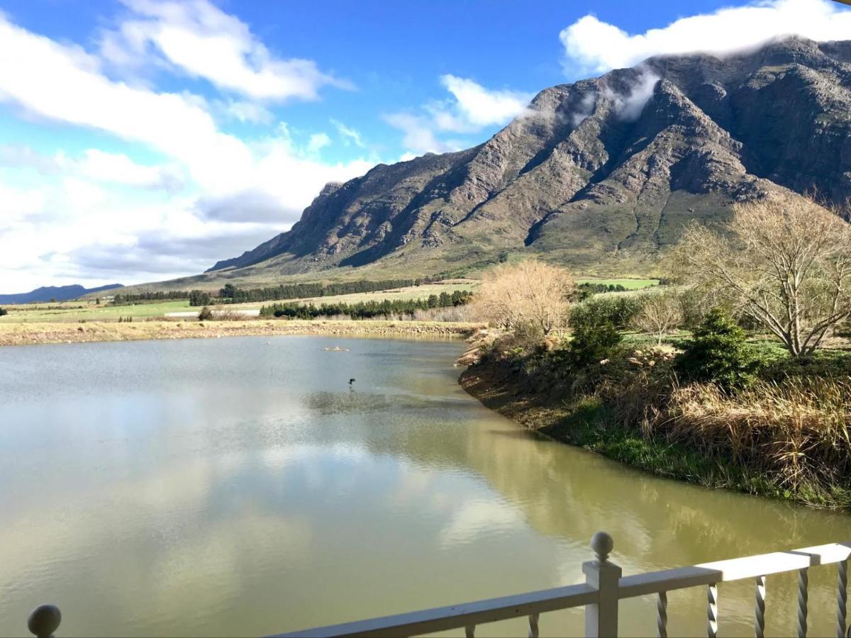 The Boathouse At Oakhurst Olives 툴바흐 외부 사진